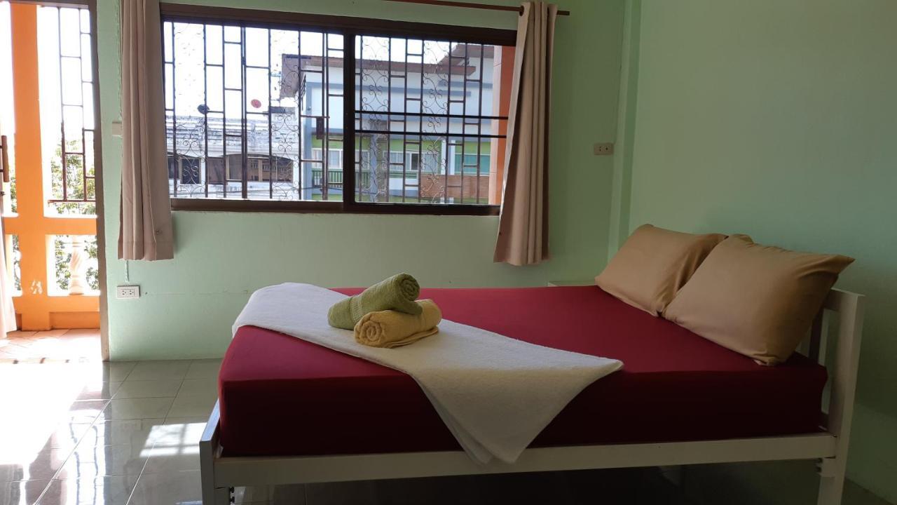 Cube Hostel 甲米 外观 照片