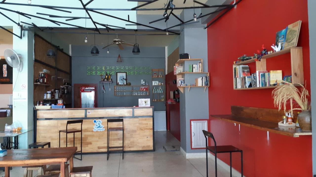Cube Hostel 甲米 外观 照片