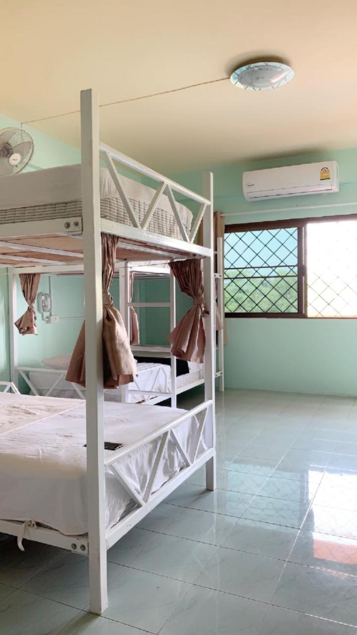Cube Hostel 甲米 外观 照片